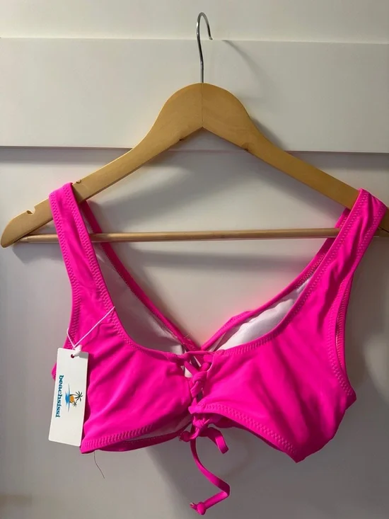 Women’s Hot Pink Two-Piece Swim Set - Classic Bikini - Picture 4 of 10